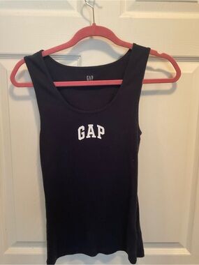 GAP NavyBlue NWOT MED.  Tank with White Logo